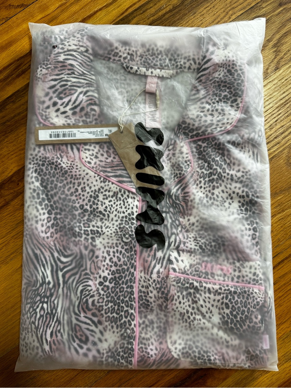 SKIMS Pink Animal Print Pajama Set size Medium - Picture 2 of 5